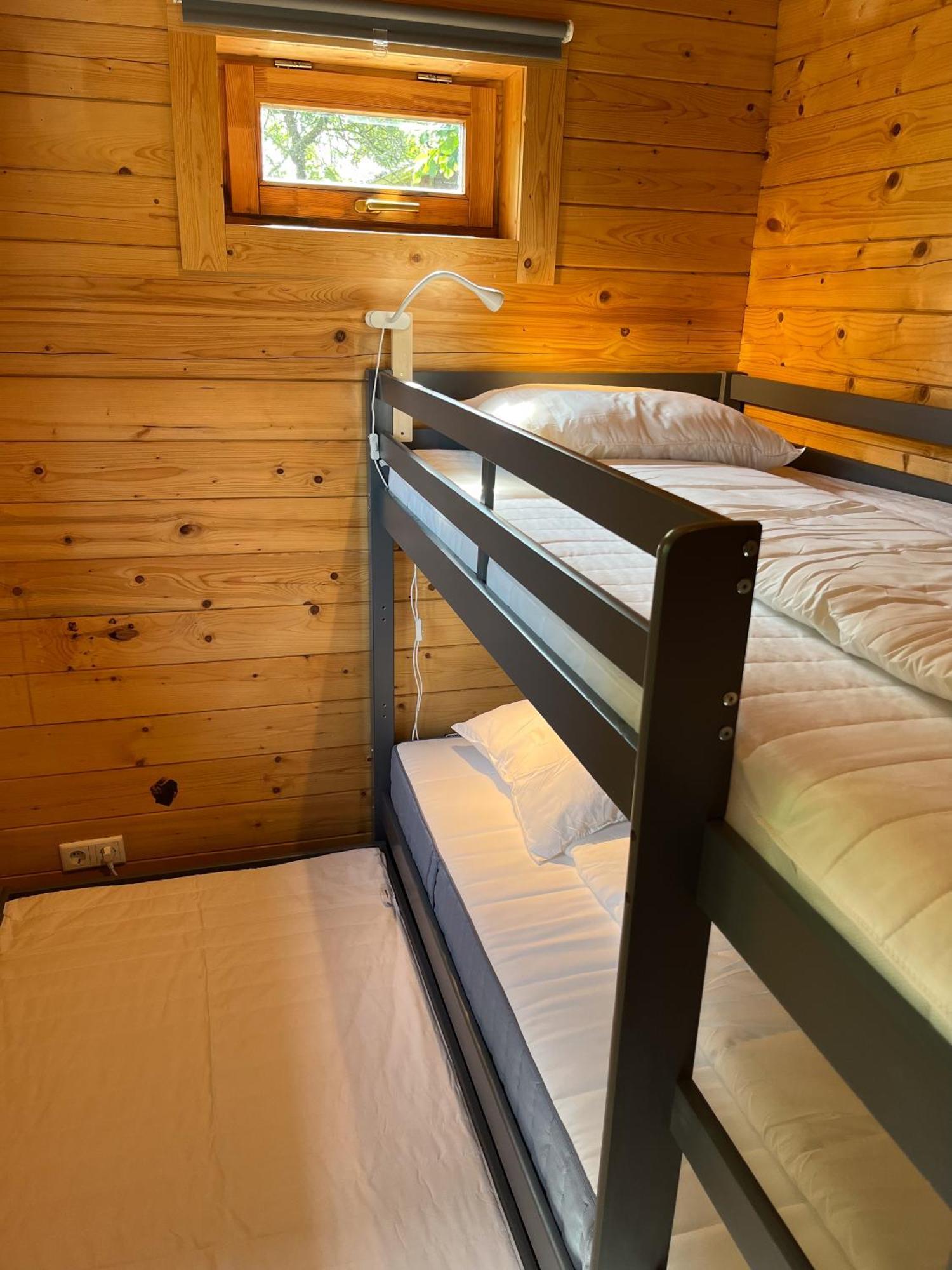 Luxe En Ruim Chalet Met Airco Bij Leekstermeer Matsloot Экстерьер фото